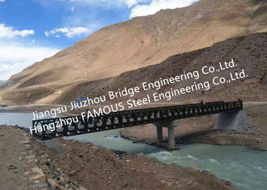 China Geprefabriceerde het Staalbrug van Vestingmuur voor Brug van het het Project de Draagbare Structurele Staal van de Watermilieubescherming met het Steunen van Pijlers leverancier