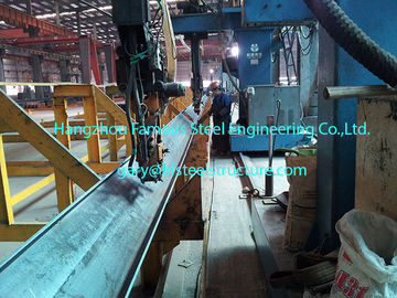 China Lichtgewicht Geprefabriceerde Structureel Staalgebouwen 95 ' X 120 ' ASTM A36 voor Commercieel leverancier