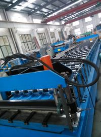 China De Staalplaat plooide Broodje Vormt Machinezonnepaneel voor Bouw leverancier