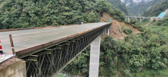 laatste bedrijfsnieuws over Verscheidene Staal Bailey Bridges werd voltooid in de Lijn Sichuan-Tibet  2