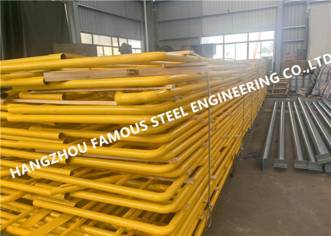 Verfde Q235b Staal Structurele handrail hek Fabricaties Omringend systeem 0